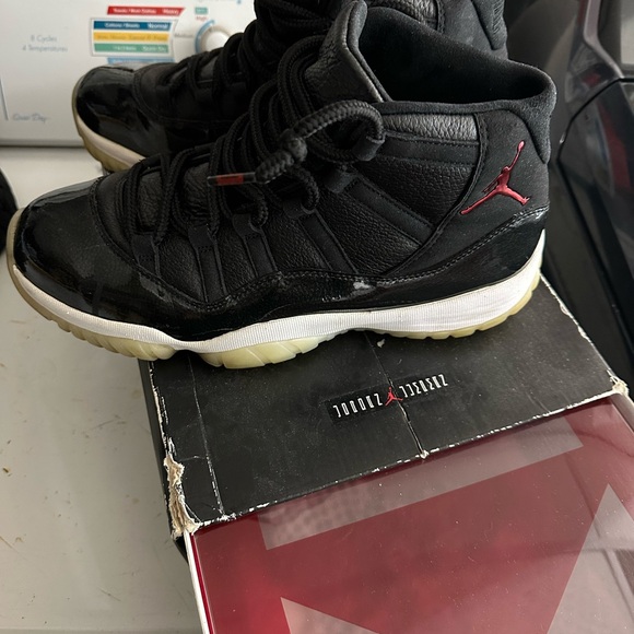 Air Jordan 11 (72-10) - Picture 11 of 15